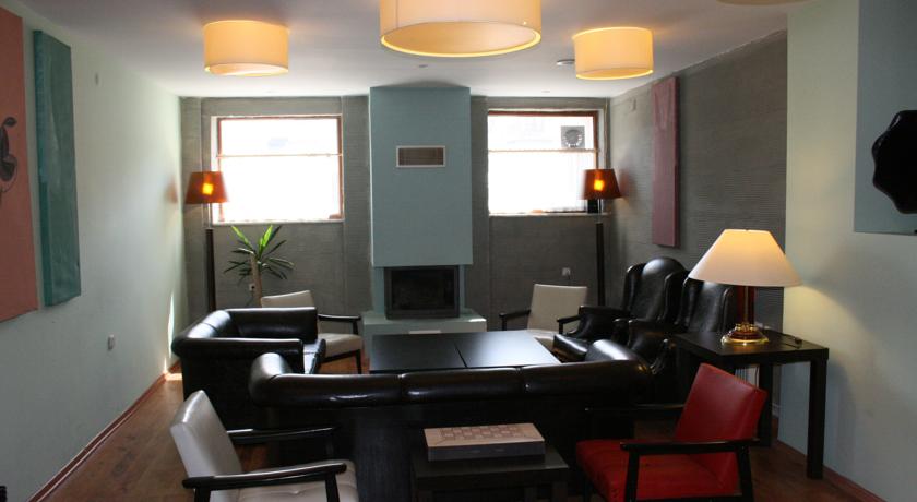 Uslan Hotel